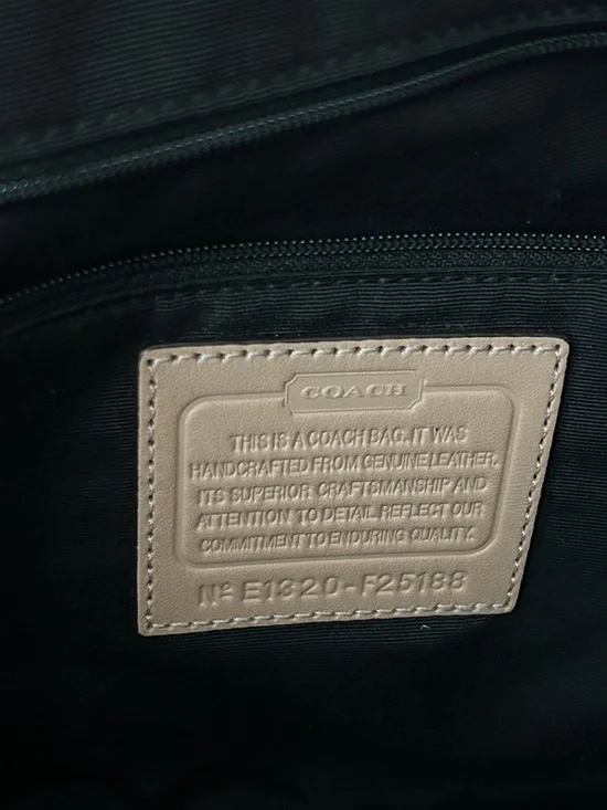 Coach Black Patent Leather w/ Tan Leather Trim Tote Shoulder Bag Purse ♥️♥️ - Picture 8 of 13